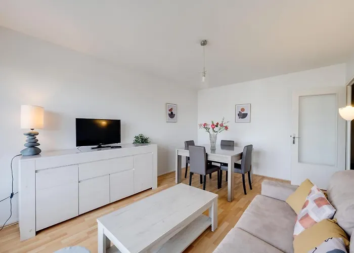 Apartment L'oree Des Bois - At The Gates Of The Old Town *